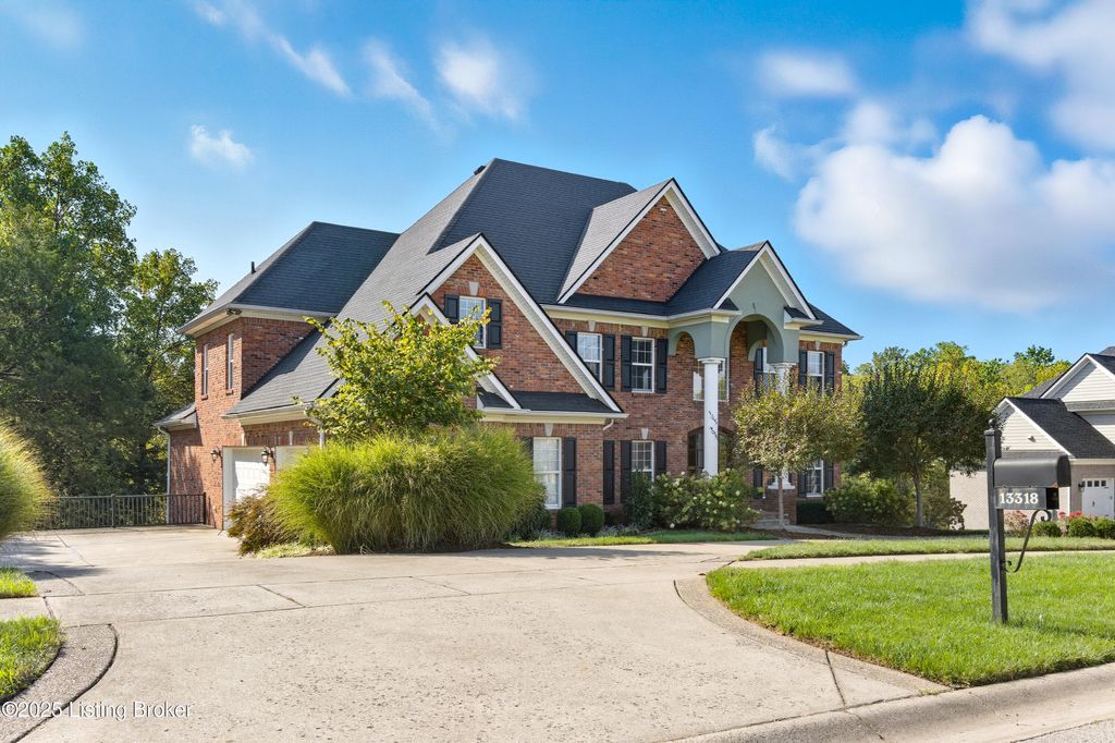Photo of 13318 Westbury Way, Goshen, KY 40026 (MLS # 1699140)