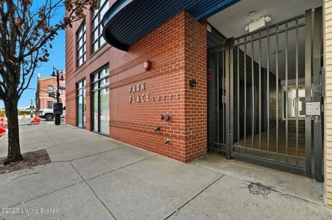 Photo of 400 E Main St #308, Louisville, KY 40202 (MLS # 1701065) Photo of 400 E Main St #308, Louisville, KY 40202 (MLS # 1701065)