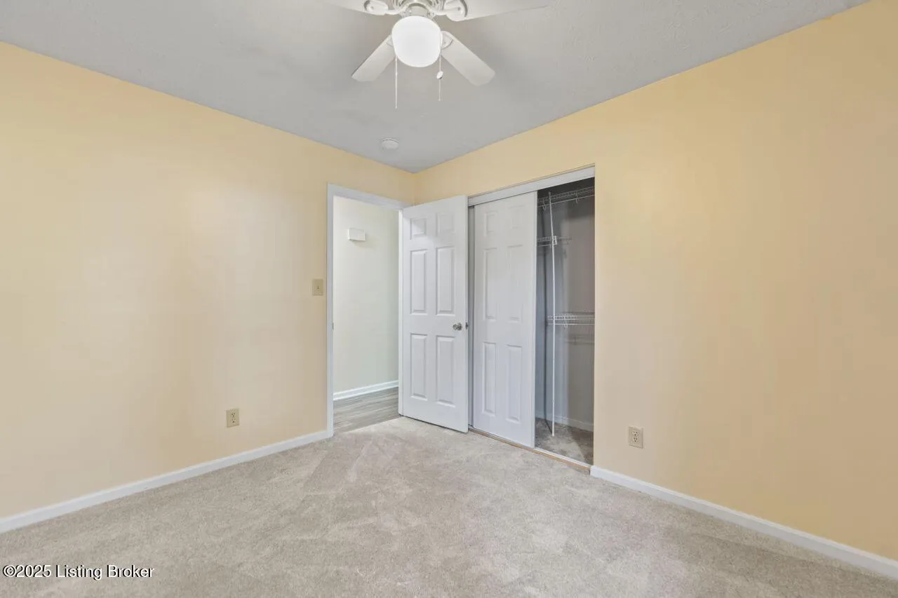 Louisville, Kentucky 40291, United States, 3 Bedrooms Bedrooms, ,2 BathroomsBathrooms,Residential,Pending,118496