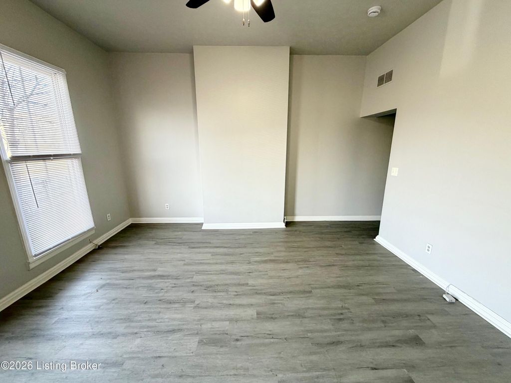 Photo of 730 Zane St, Louisville, KY 40203 (MLS # 1706261)