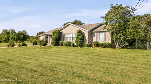 Tiny photo for 171 Williams Ct, Brooks, KY 40109 (MLS # 1729387)