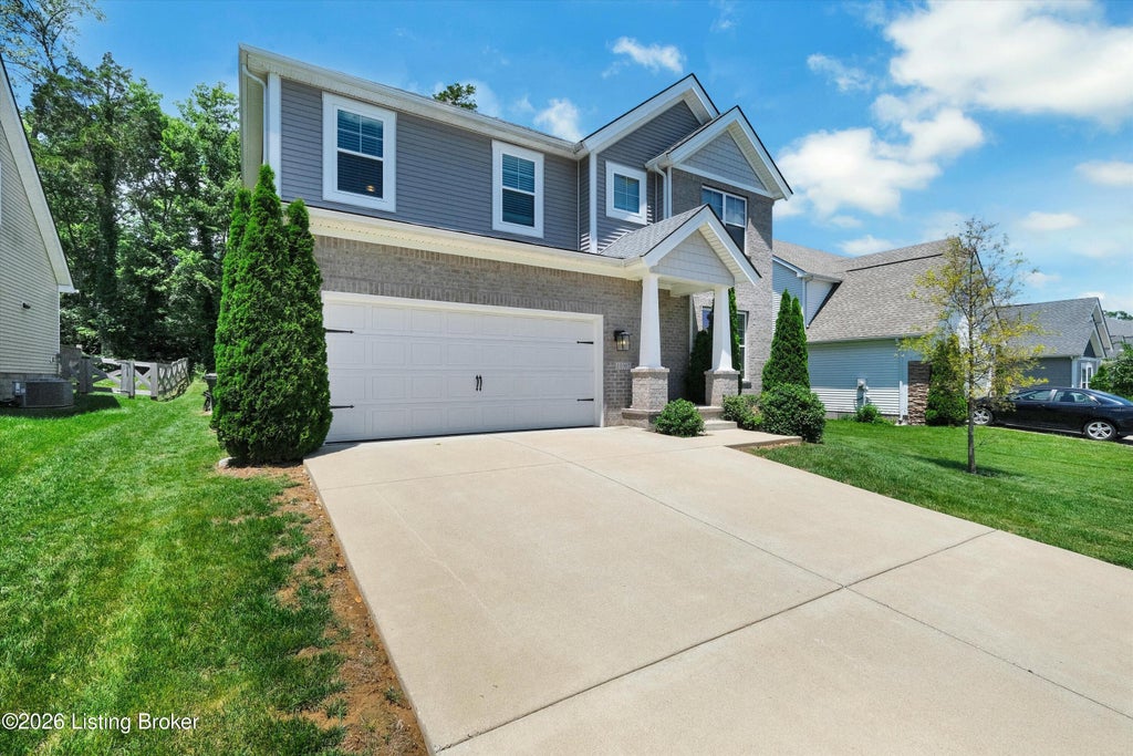 Photo of 10307 Truman Way, Jeffersontown, KY 40299 (MLS # 1727733)