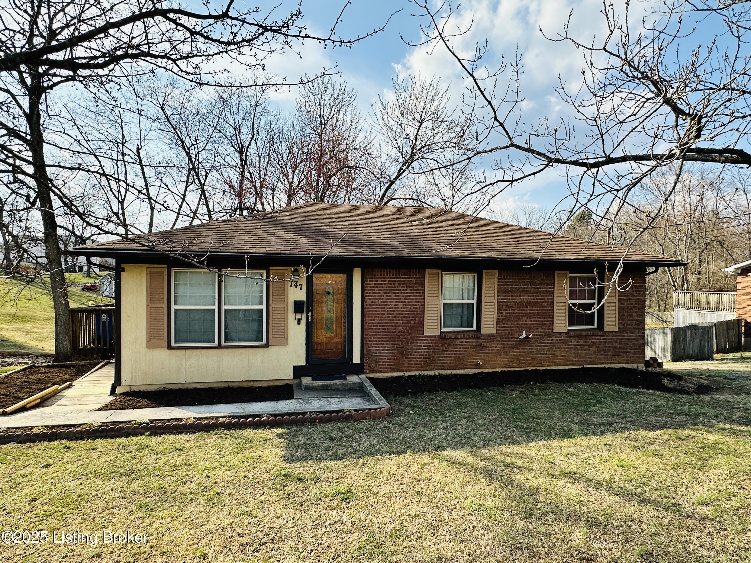 147 Lakeview Dr, Brandenburg, Kentucky image 1