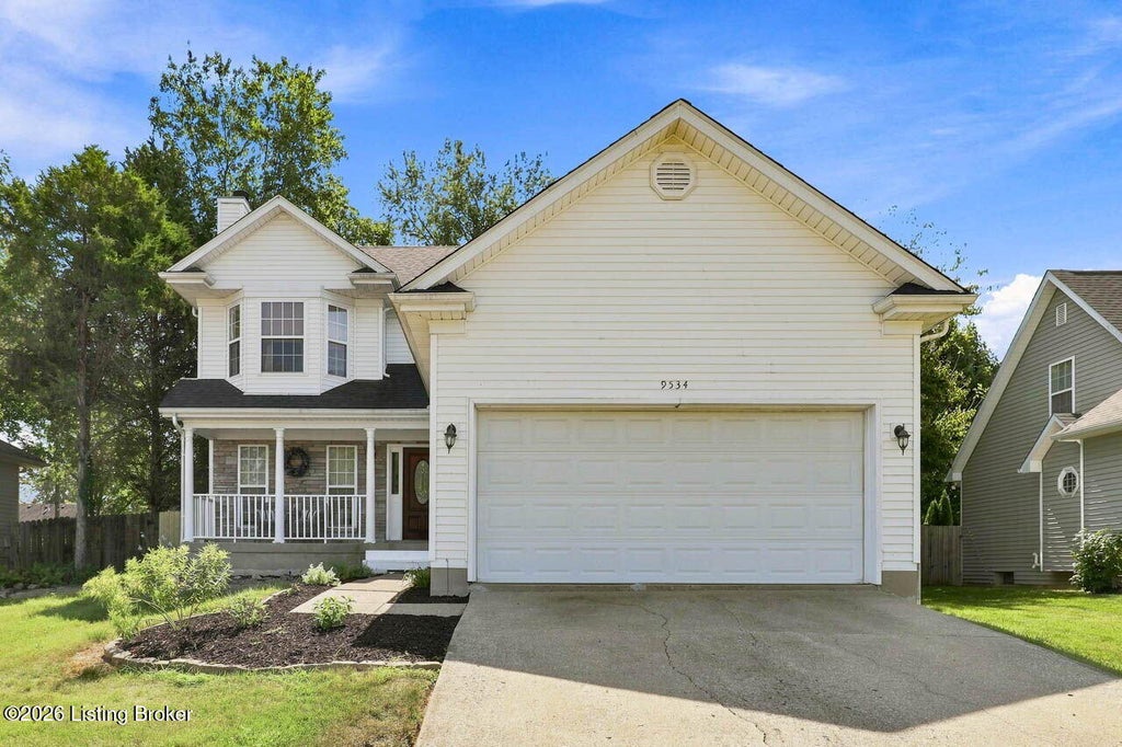 Photo of 9534 Poplar Hill Dr, Crestwood, KY 40014 (MLS # 1728699)