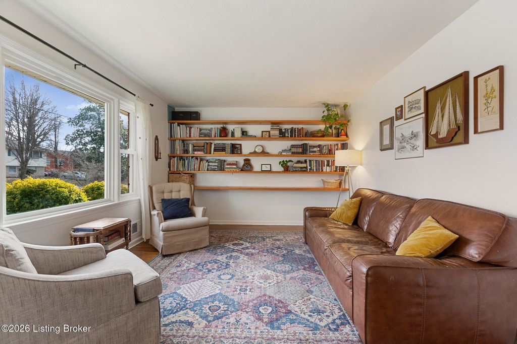 Photo of 3813 Sunrise Way, Louisville, KY 40220 (MLS # 1706518)