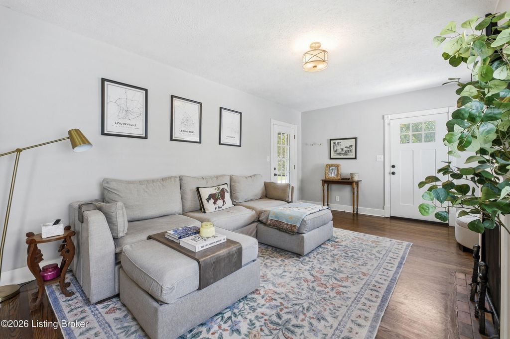 Photo of 411 Mccready Ave, Louisville, KY 40206 (MLS # 1716482)