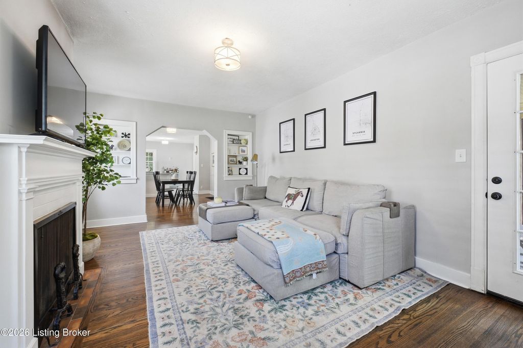 Photo of 411 Mccready Ave, Louisville, KY 40206 (MLS # 1716482)