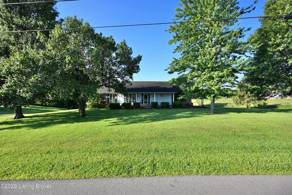 Photo of 290 Hochstrasser Rd, Elk Creek, KY 40071 (MLS # 1725212)