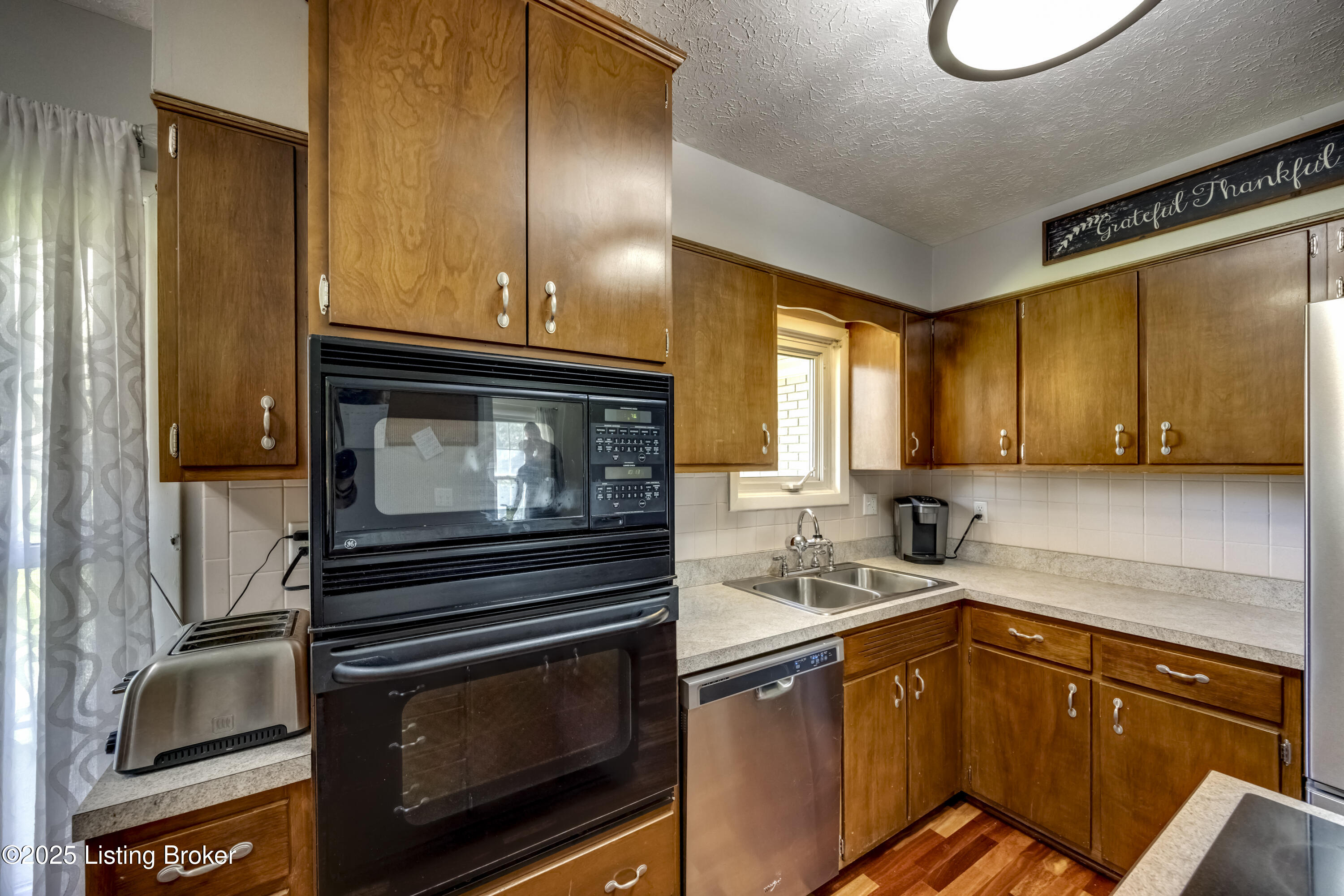 3910 Bayonne Ct, Louisville, Kentucky image 14