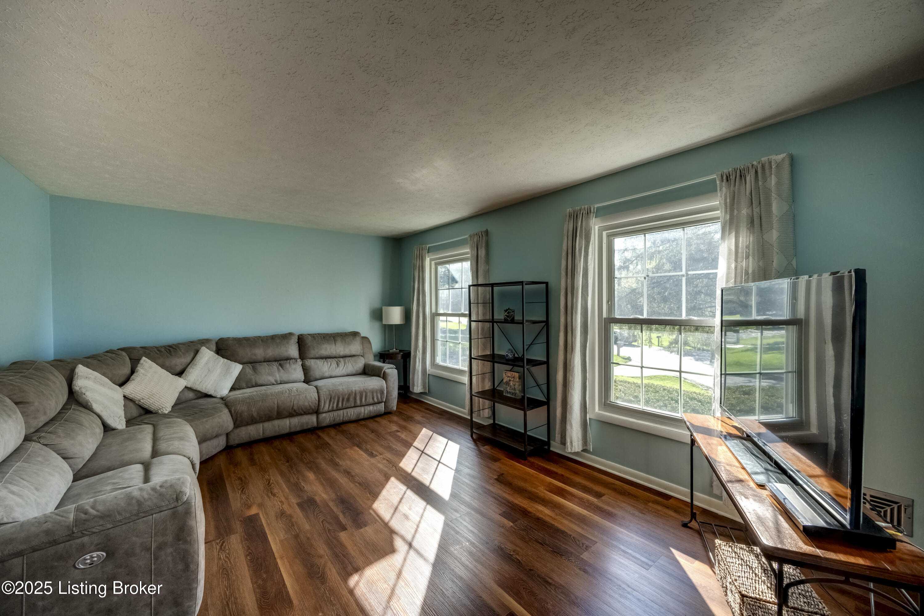 3910 Bayonne Ct, Louisville, Kentucky image 4