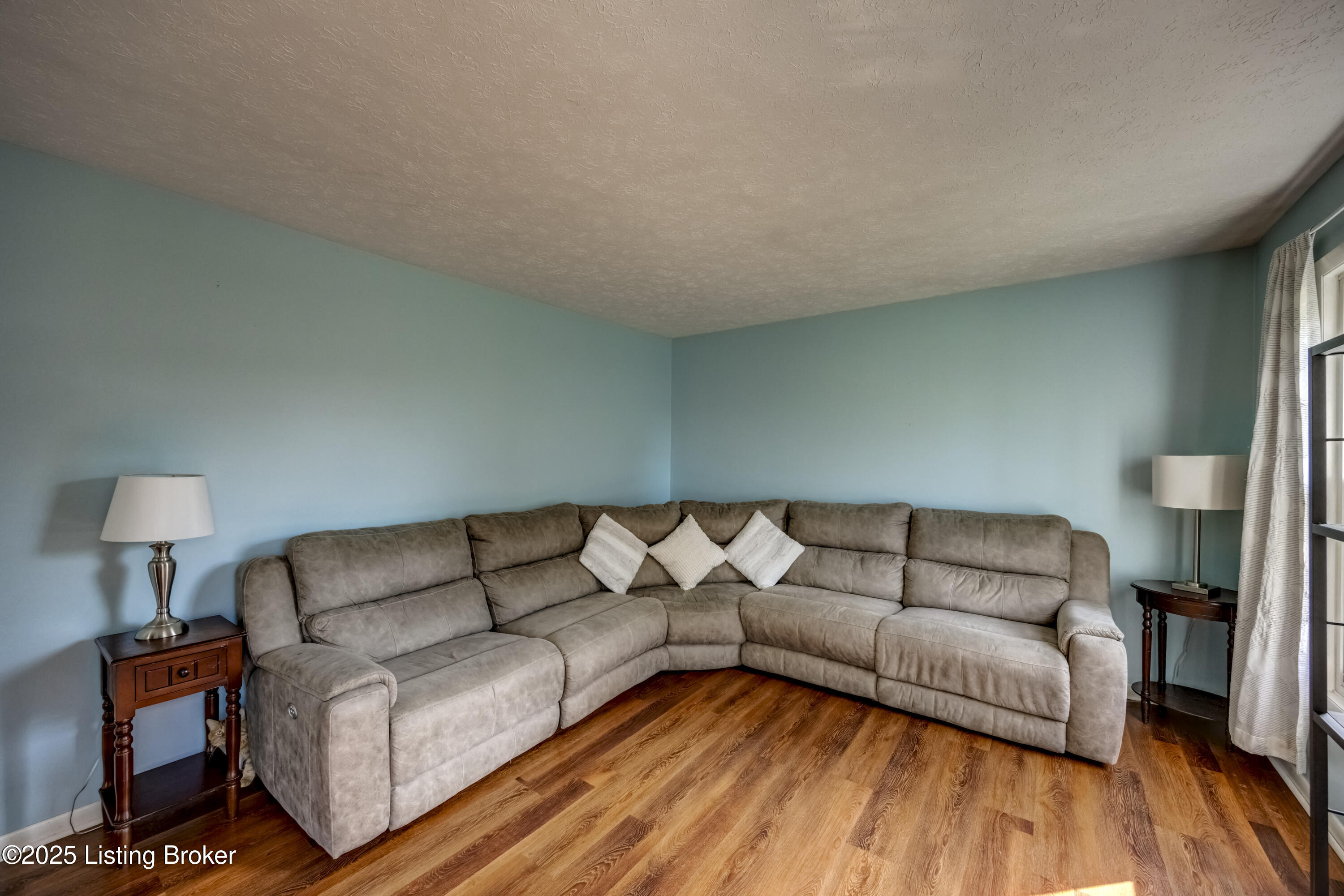 3910 Bayonne Ct, Louisville, Kentucky image 5