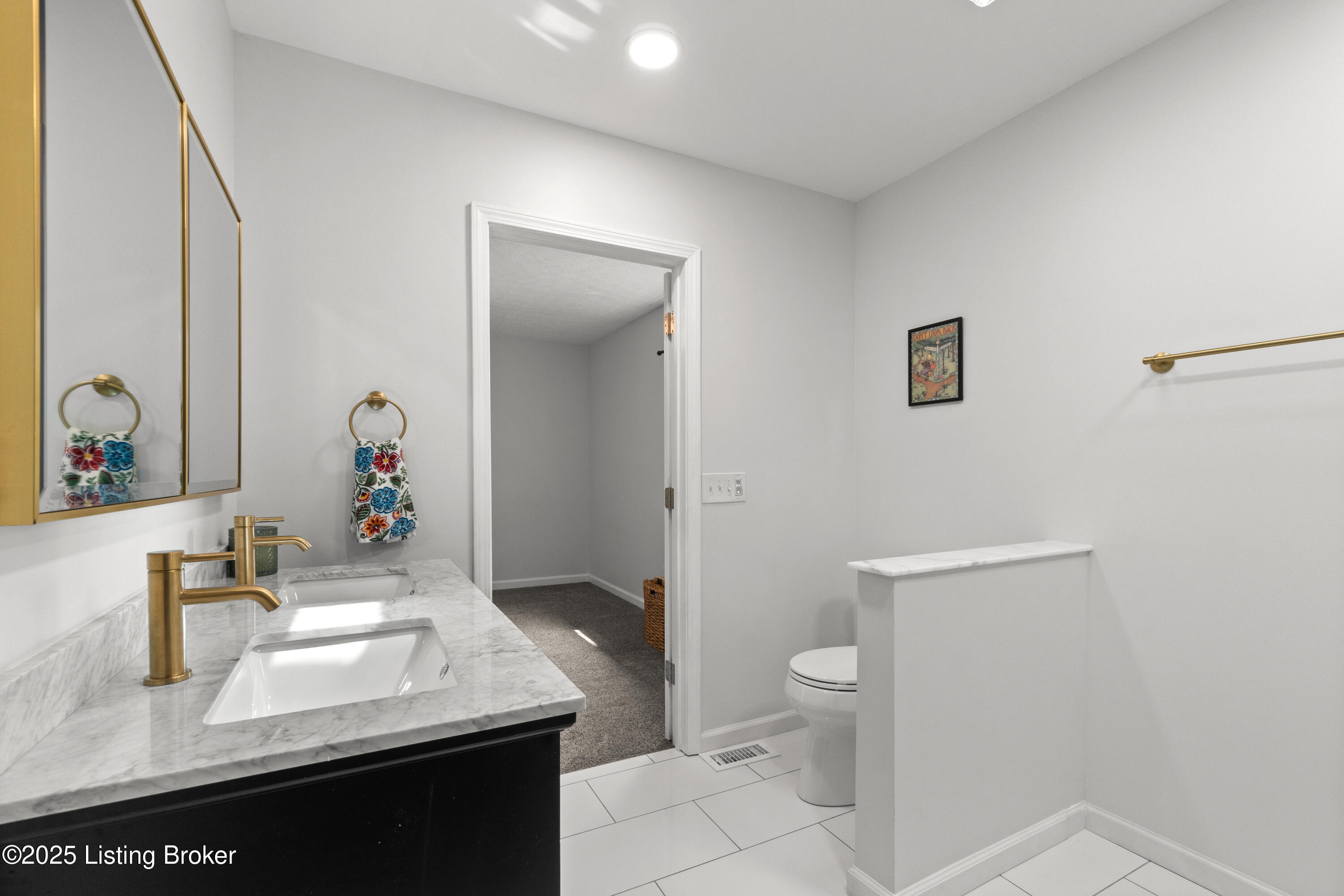 3304 S Camden Ln, Crestwood, Pennsylvania image 28