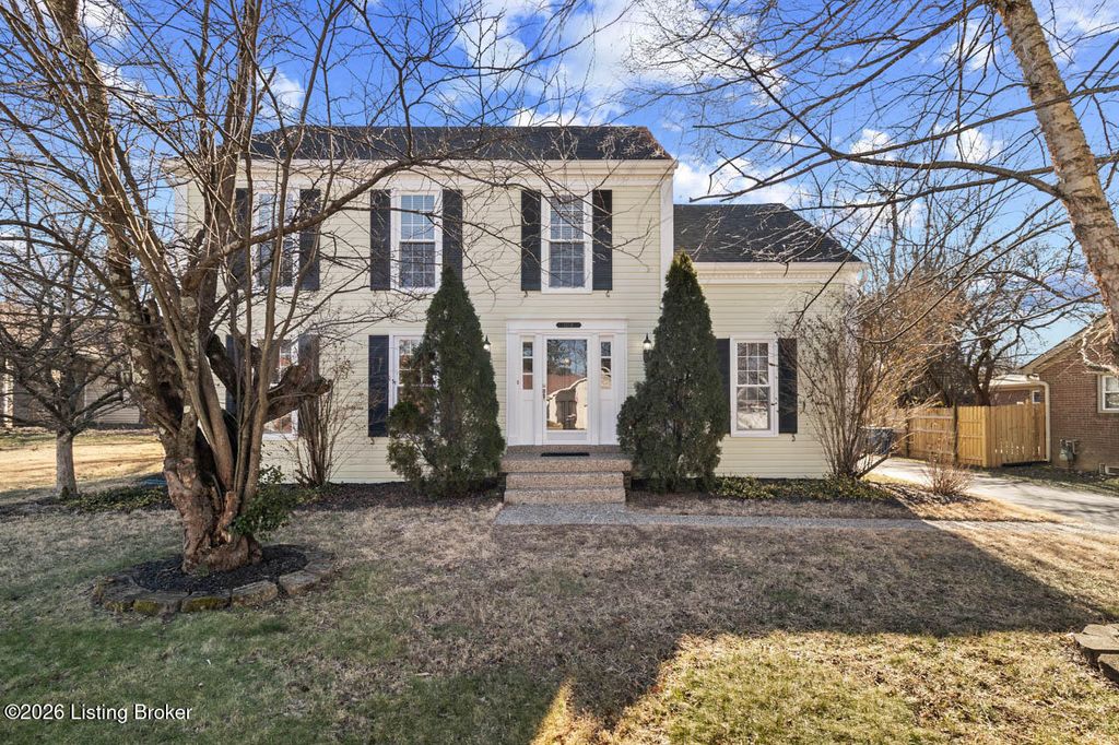 Photo of 11716 Robinlynn Ln, Louisville, KY 40243 (MLS # 1707576)