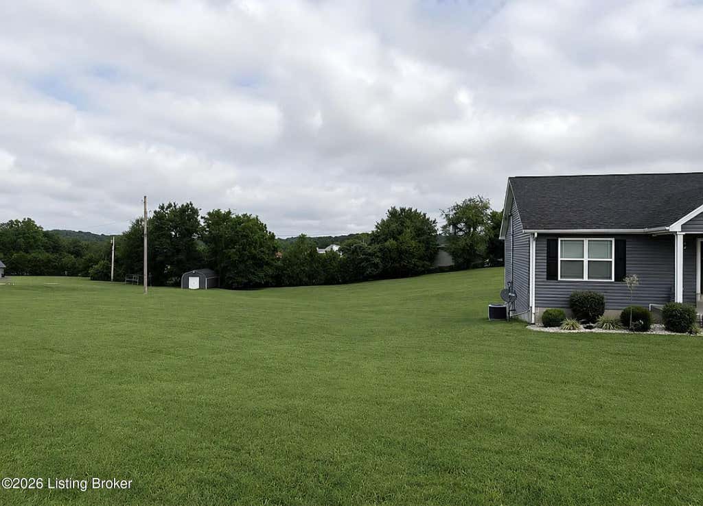Photo of 39 Echo Trail, Brandenburg, KY 40108 (MLS # 1727089)
