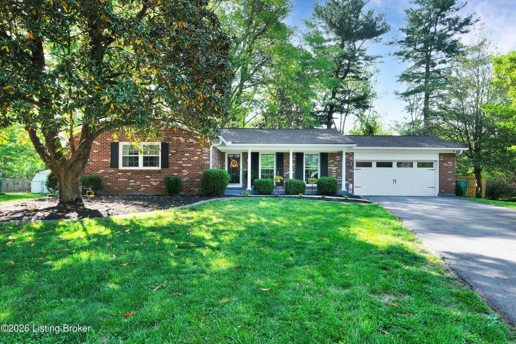 Photo of 3801 Therina Way, Louisville, KY 40241 (MLS # 1715335)