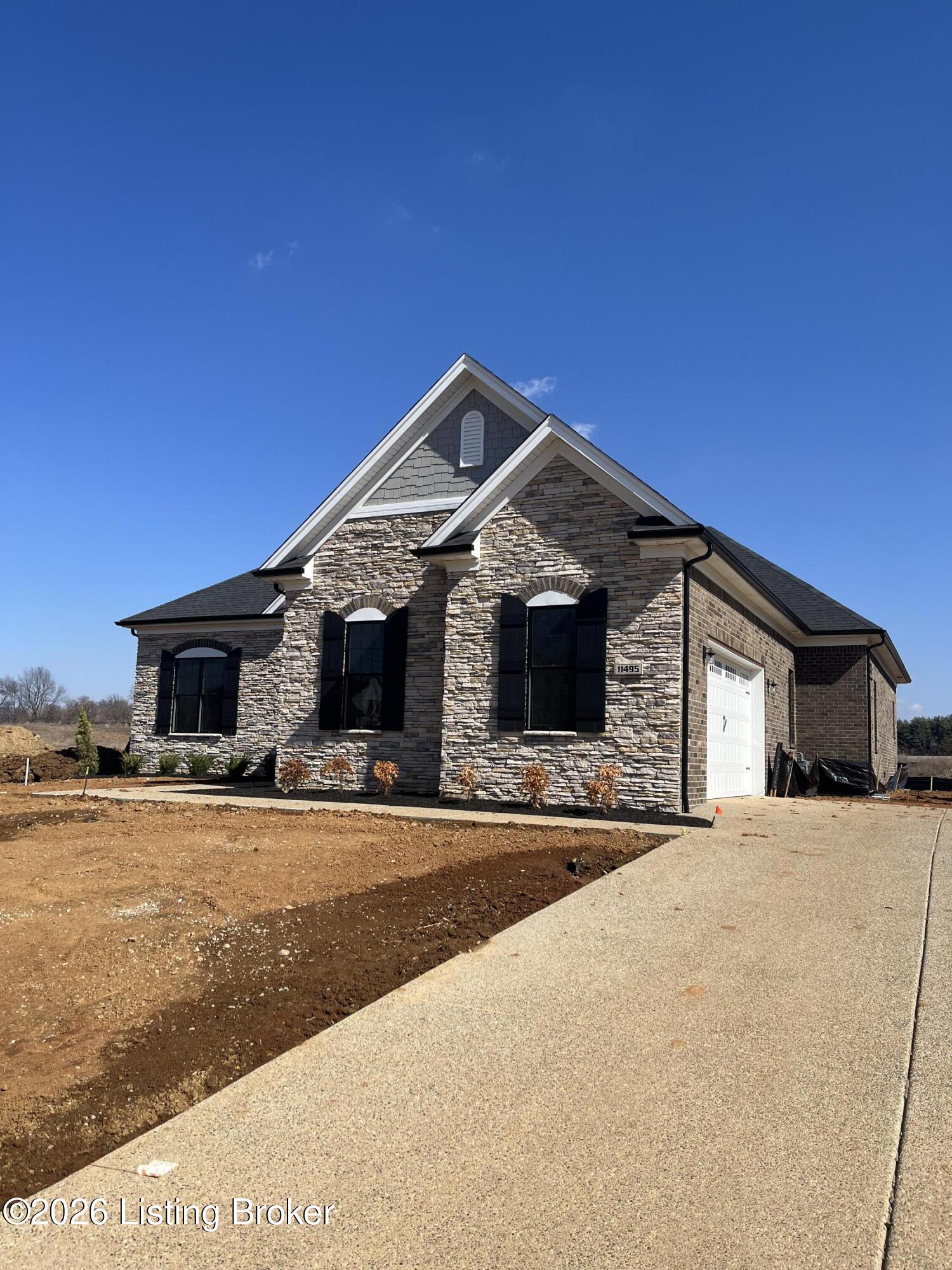 11495 Victoria Falls Ln