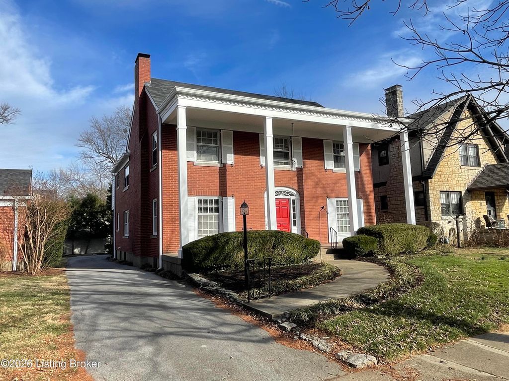 Photo of 2325 Broadmeade Rd #2, Seneca Gardens, KY 40205 (MLS # 1715939)