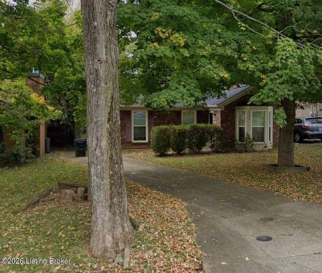 Photo of 1020 Fenley Ave, Louisville, KY 40222 (MLS # 1712551)