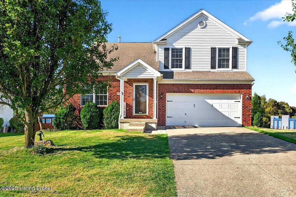 Photo of 2020 Cherry Creek Rd, La Grange, KY 40031 (MLS # 1700561)
