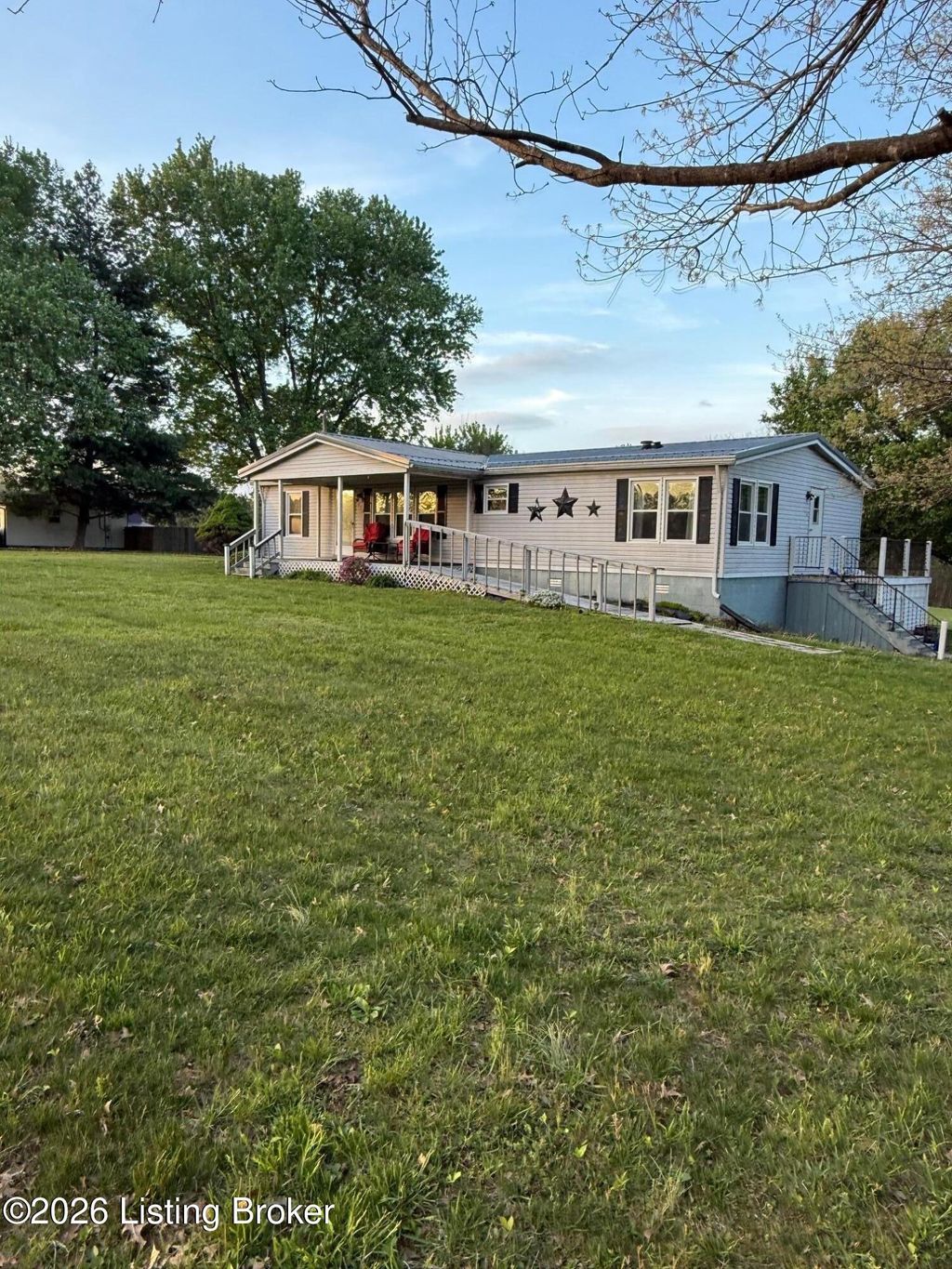 Photo of 1324 Cedar Grove Rd, Coxs Creek, KY 40013 (MLS # 1714307)