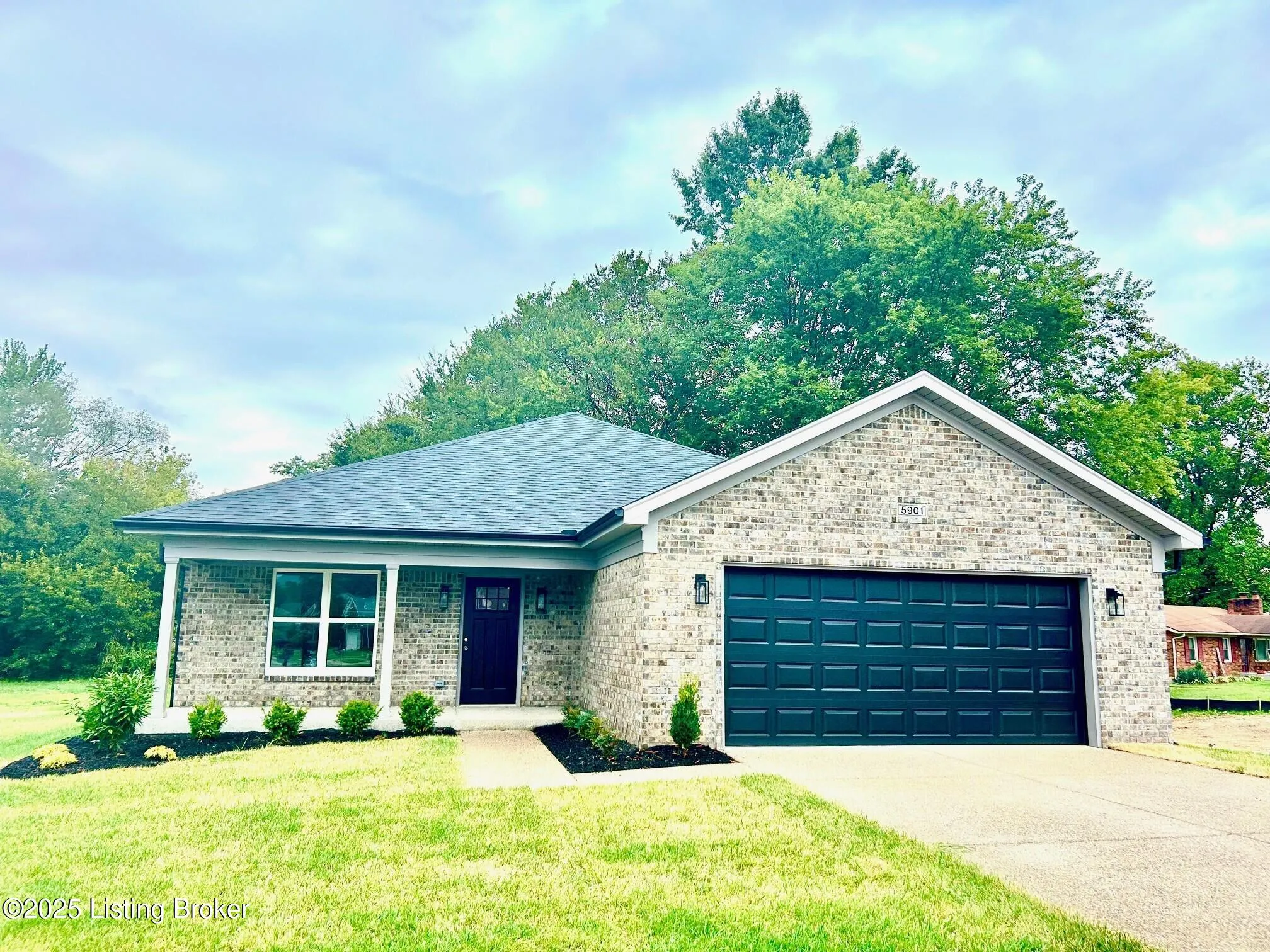 Louisville, Kentucky 40258, United States, 3 Bedrooms Bedrooms, ,2 BathroomsBathrooms,Residential,Active,135999