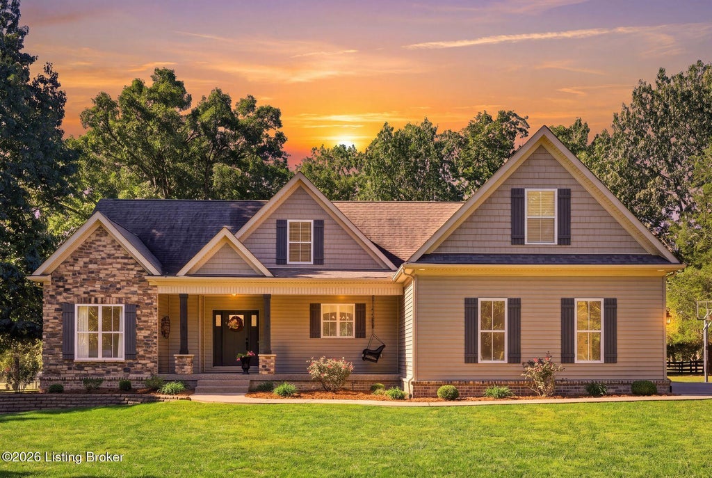 Photo of 191 Spruce Ln, Mt Washington, KY 40047 (MLS # 1730649)