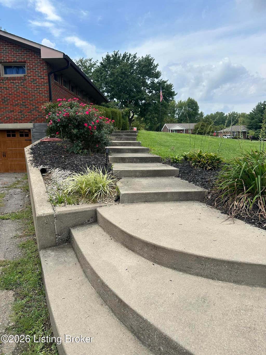 Photo of 45 Darlene St, Eminence, KY 40019 (MLS # 1726438)