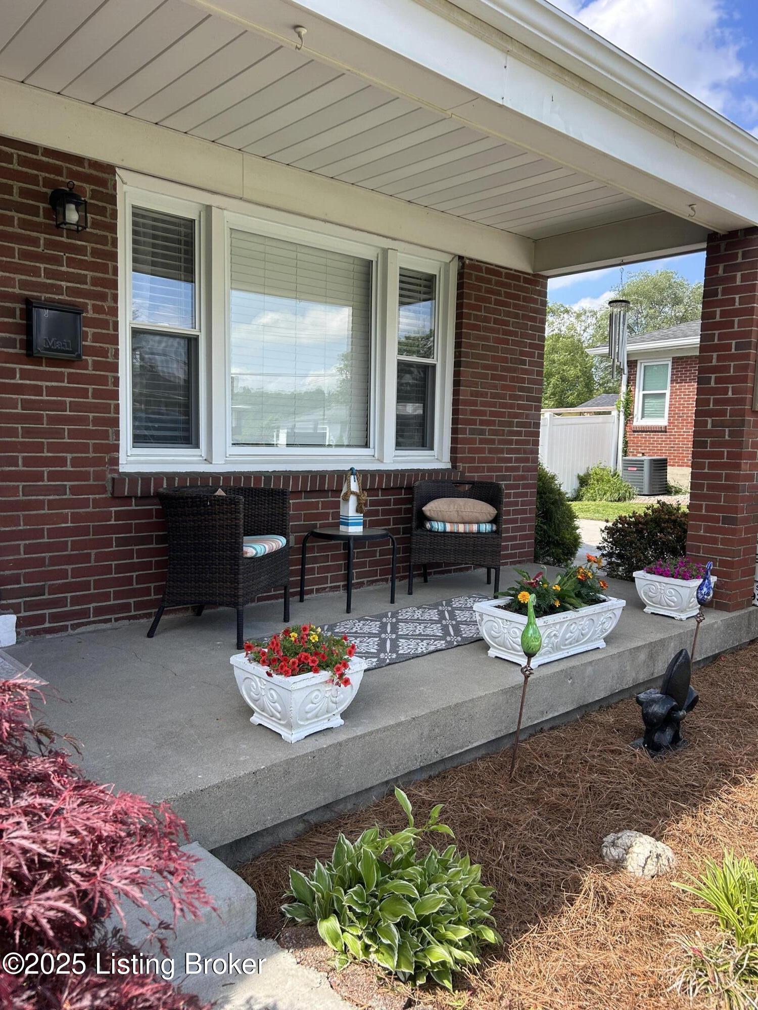 4908 Fielding Way, Louisville, Pennsylvania image 3