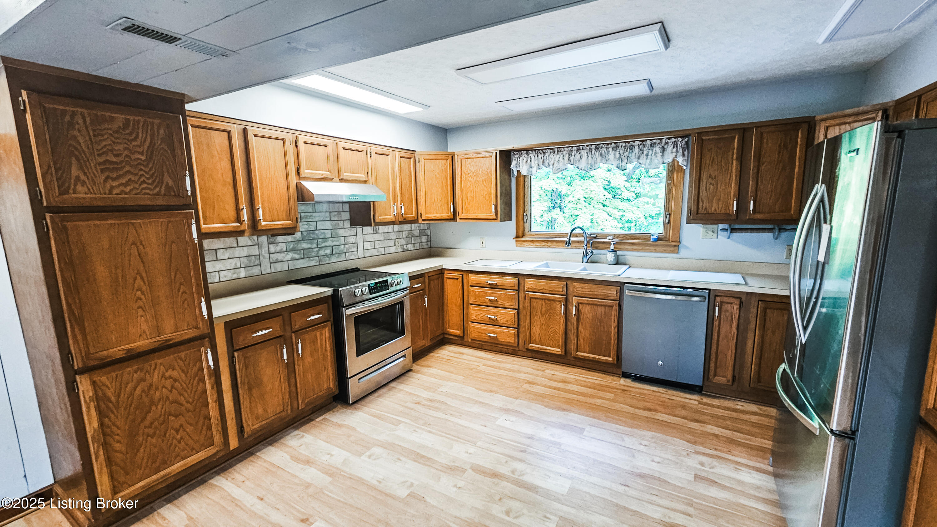 1250 Arnold School Rd, Webster, Kentucky image 22