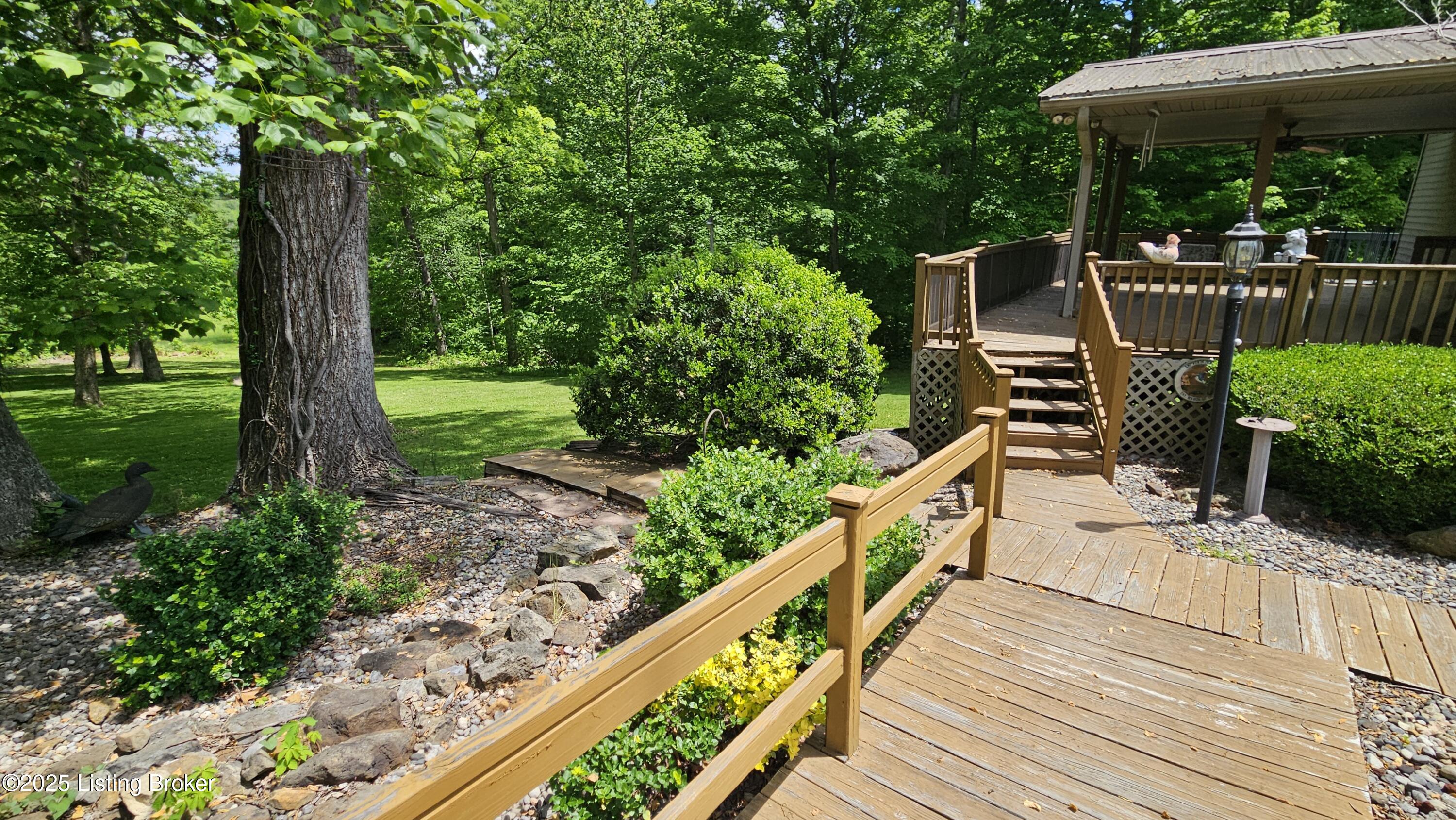 1250 Arnold School Rd, Webster, Kentucky image 6