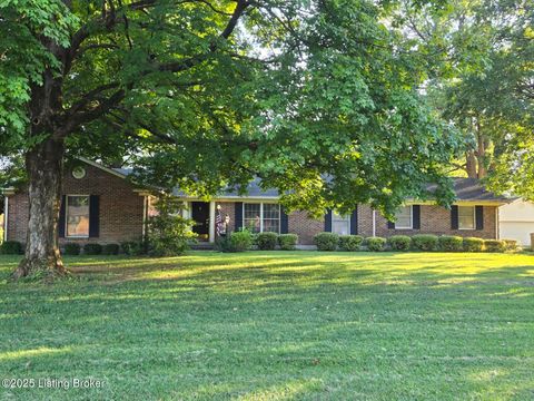 Photo of 239 Woodlawn Rd, Bardstown, KY 40004 (MLS # 1700048)