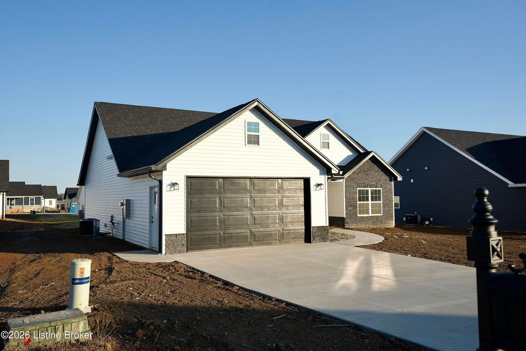 Photo of 43 Betty Boyd Ln, Brandenburg, KY 40108 (MLS # 1713355)