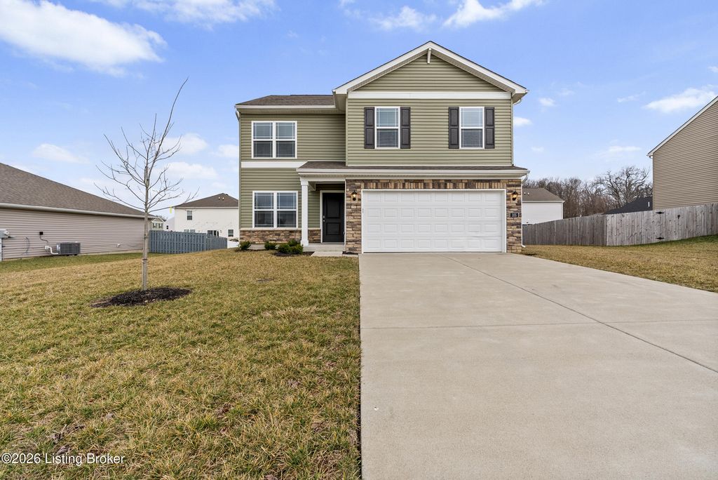 Photo of 105 Oberon Ct, Elizabethtown, KY 42701 (MLS # 1709432)