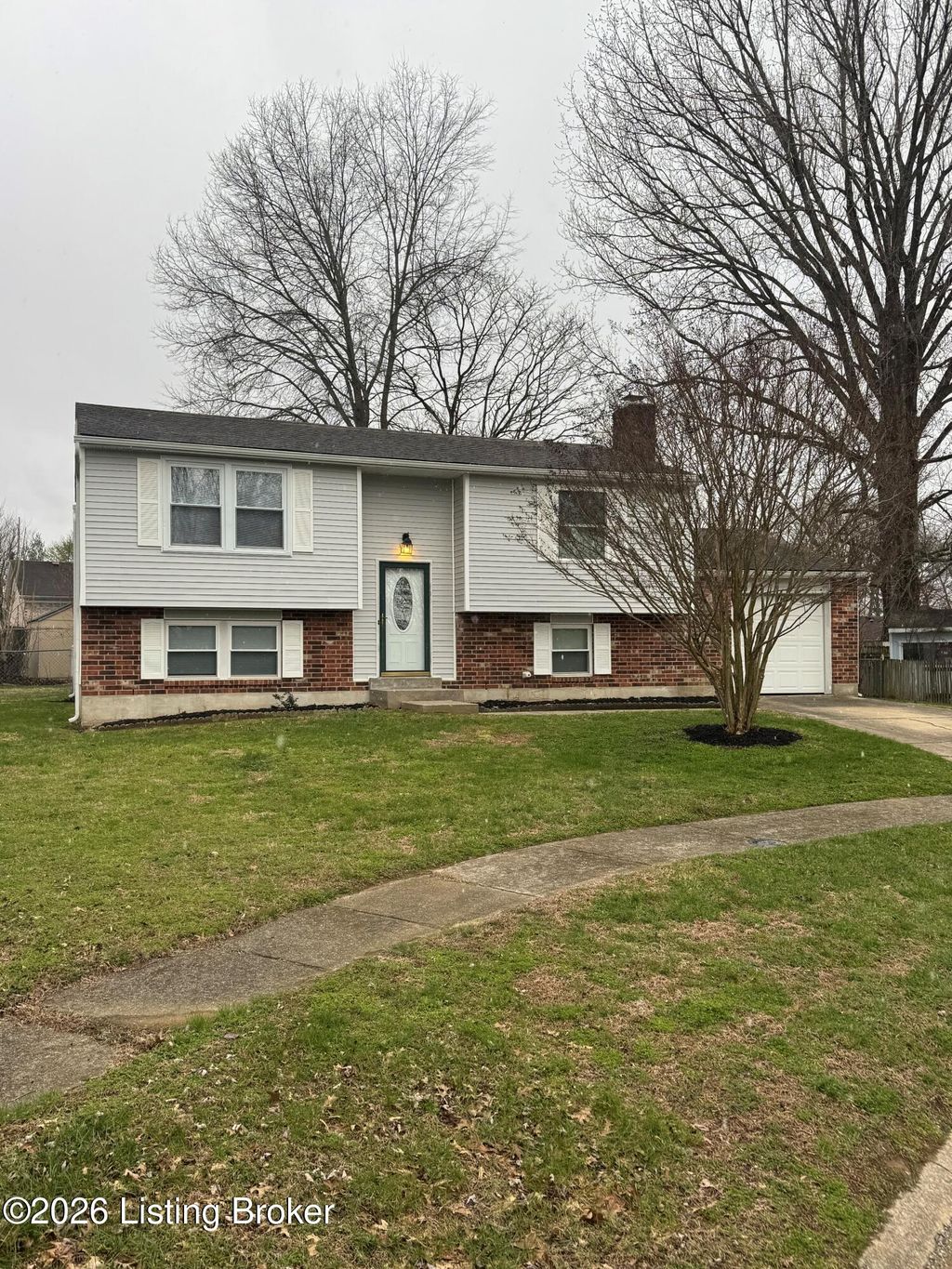 Photo of 4602 Primula Pl, Louisville, KY 40272 (MLS # 1711528)