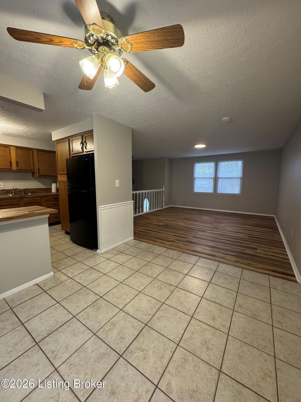 Photo of 4602 Primula Pl, Louisville, KY 40272 (MLS # 1711528)