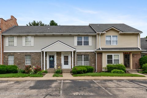 Photo of 8622 Locust Ct, Louisville, KY 40242 (MLS # 1701276) Photo of 8622 Locust Ct, Louisville, KY 40242 (MLS # 1701276)