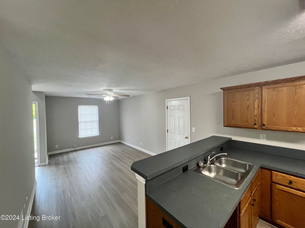 Photo of 9012 Jessica Leigh Dr, Louisville, KY 40228 (MLS # 1704623)