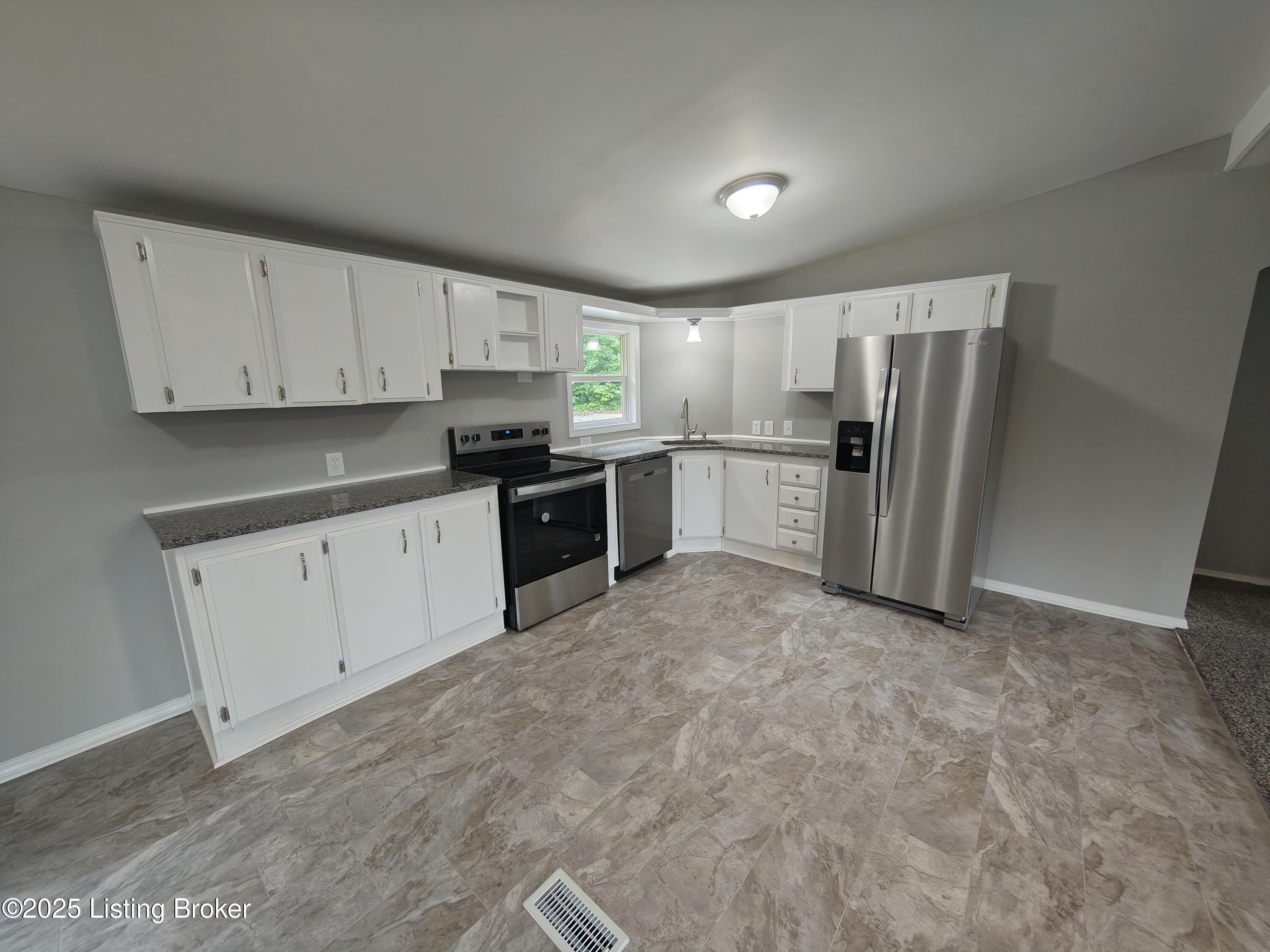 185 Lamkins Ln, Brandenburg, Pennsylvania image 7