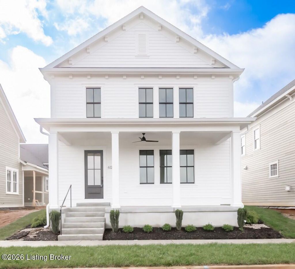 Photo of 6129 Shooting Star Dr, Prospect, KY 40059 (MLS # 1718884)