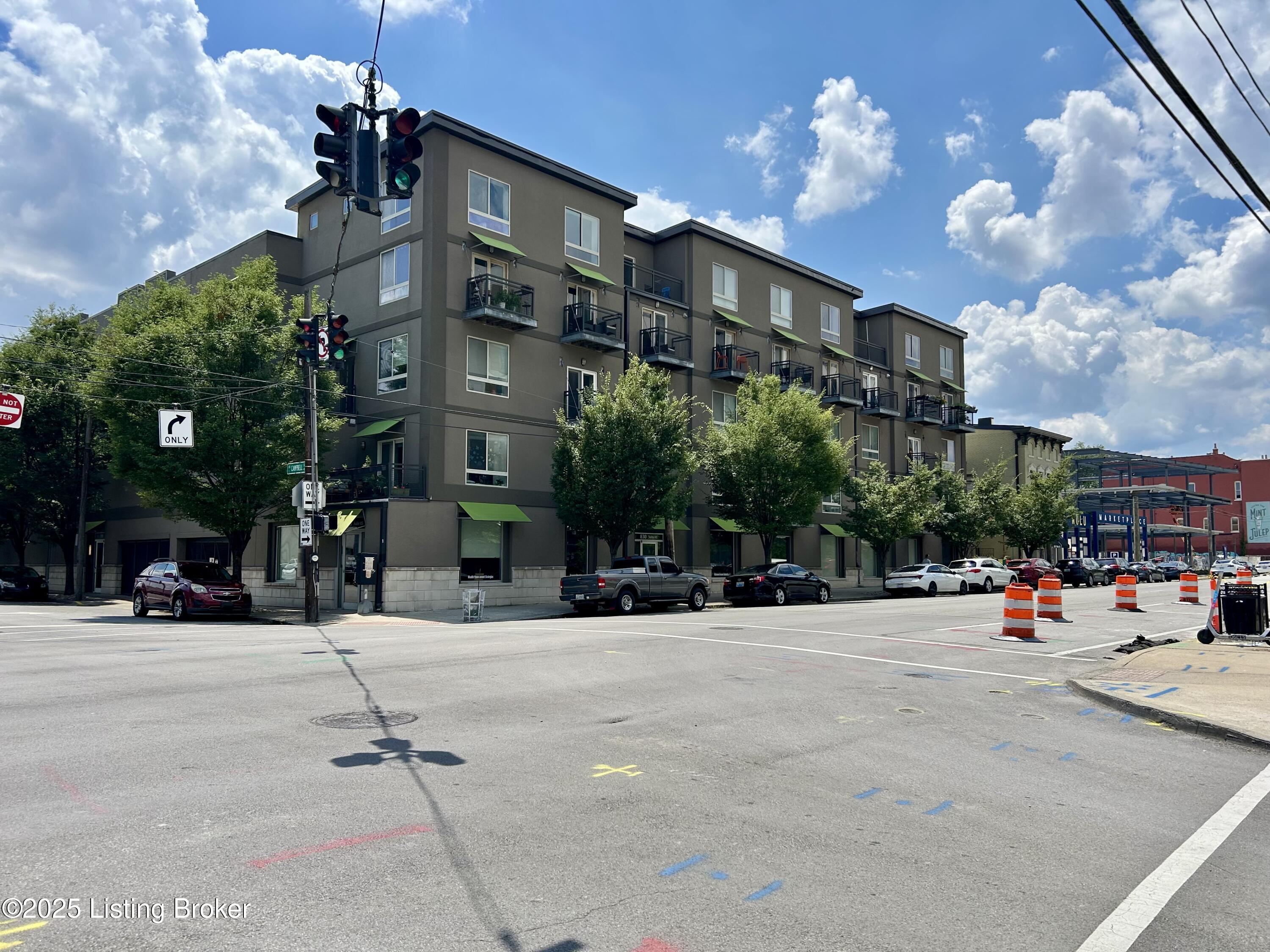 110 S Campbell St UNIT 201