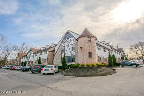 Photo of 221 N Clifton Ave #37, Louisville, KY 40206 (MLS # 1707557)