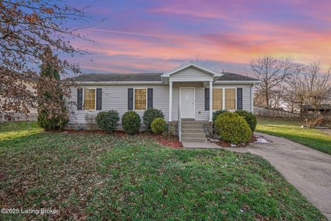 Photo of 85 Lakeview Cir, Campbellsburg, KY 40011 (MLS # 1714715)