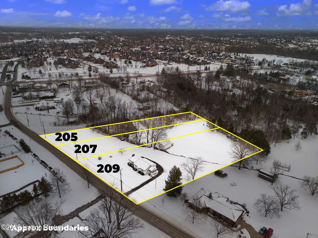 Photo of 209 Clark Station Rd, Louisville, KY 40023 (MLS # 1708493)