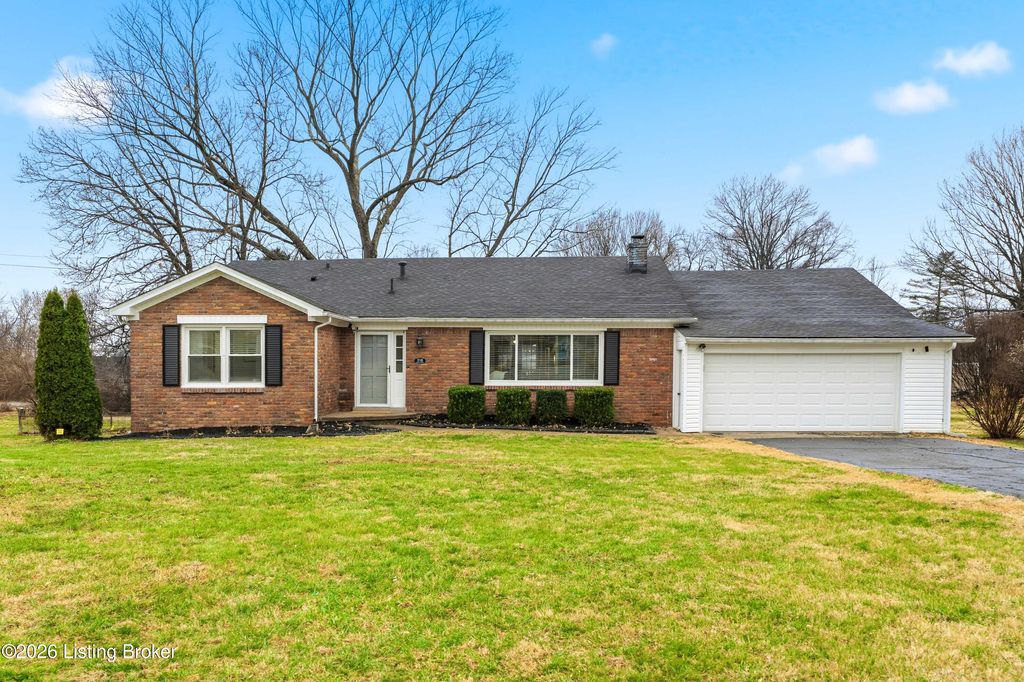 Photo of 218 Rosewood Dr, Bardstown, KY 40004 (MLS # 1708892)