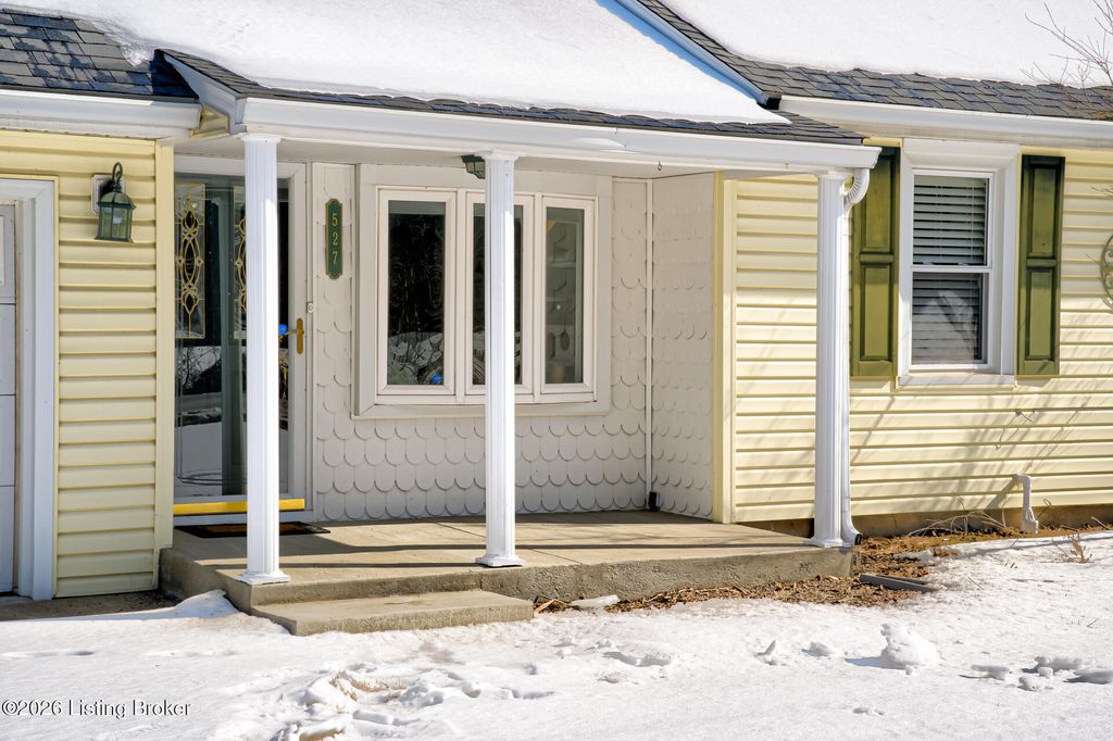 Photo of 527 S Park Rd, Louisville, KY 40118 (MLS # 1708690)