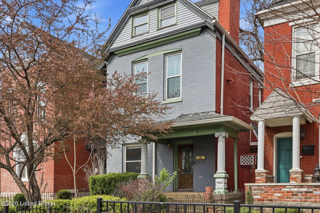Photo of 335 E St Catherine St, Louisville, KY 40203 (MLS # 1717565)