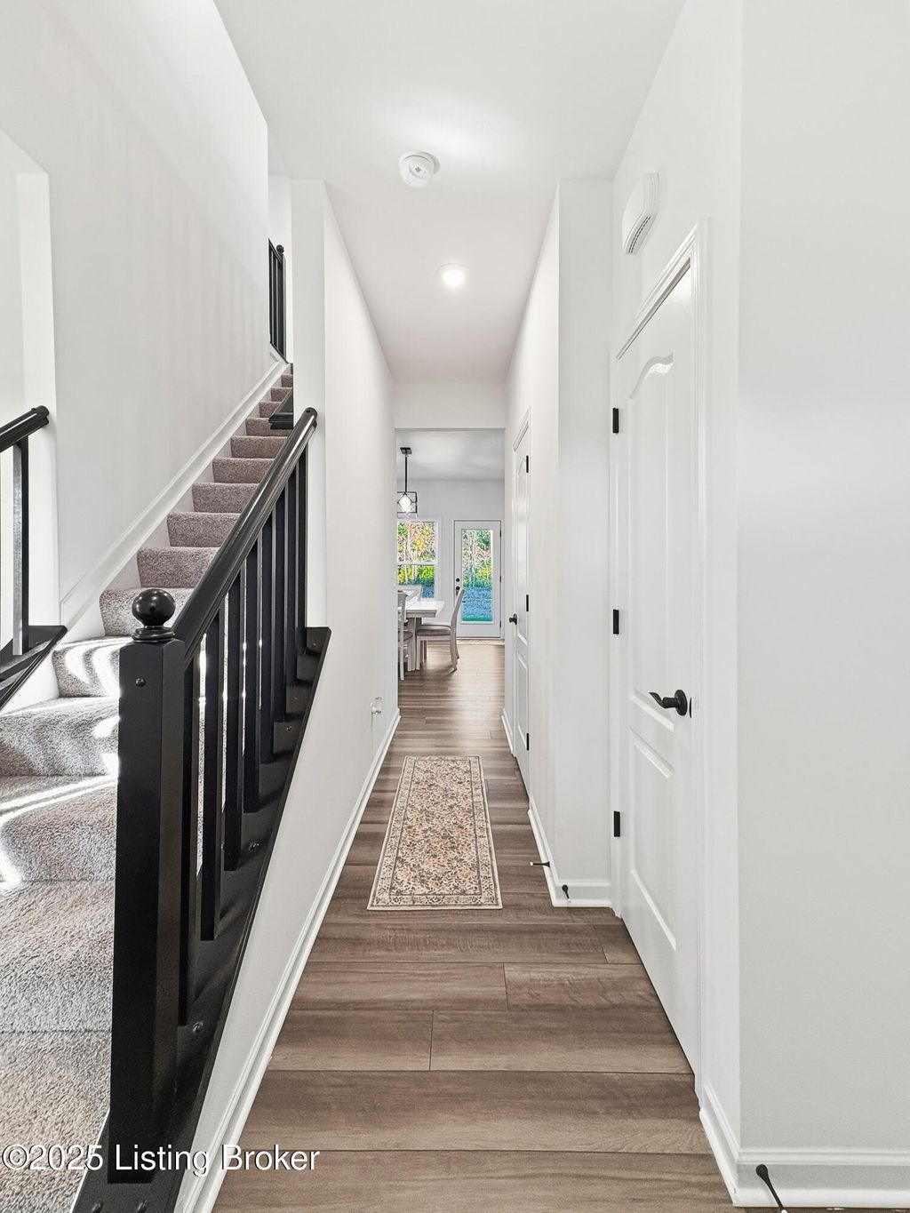 Photo of 138 Sunflower Blvd, Mt Washington, KY 40047 (MLS # 1703697)