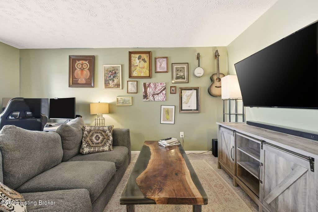 Photo of 4501 S 6th St #71, Louisville, KY 40214 (MLS # 1726033)