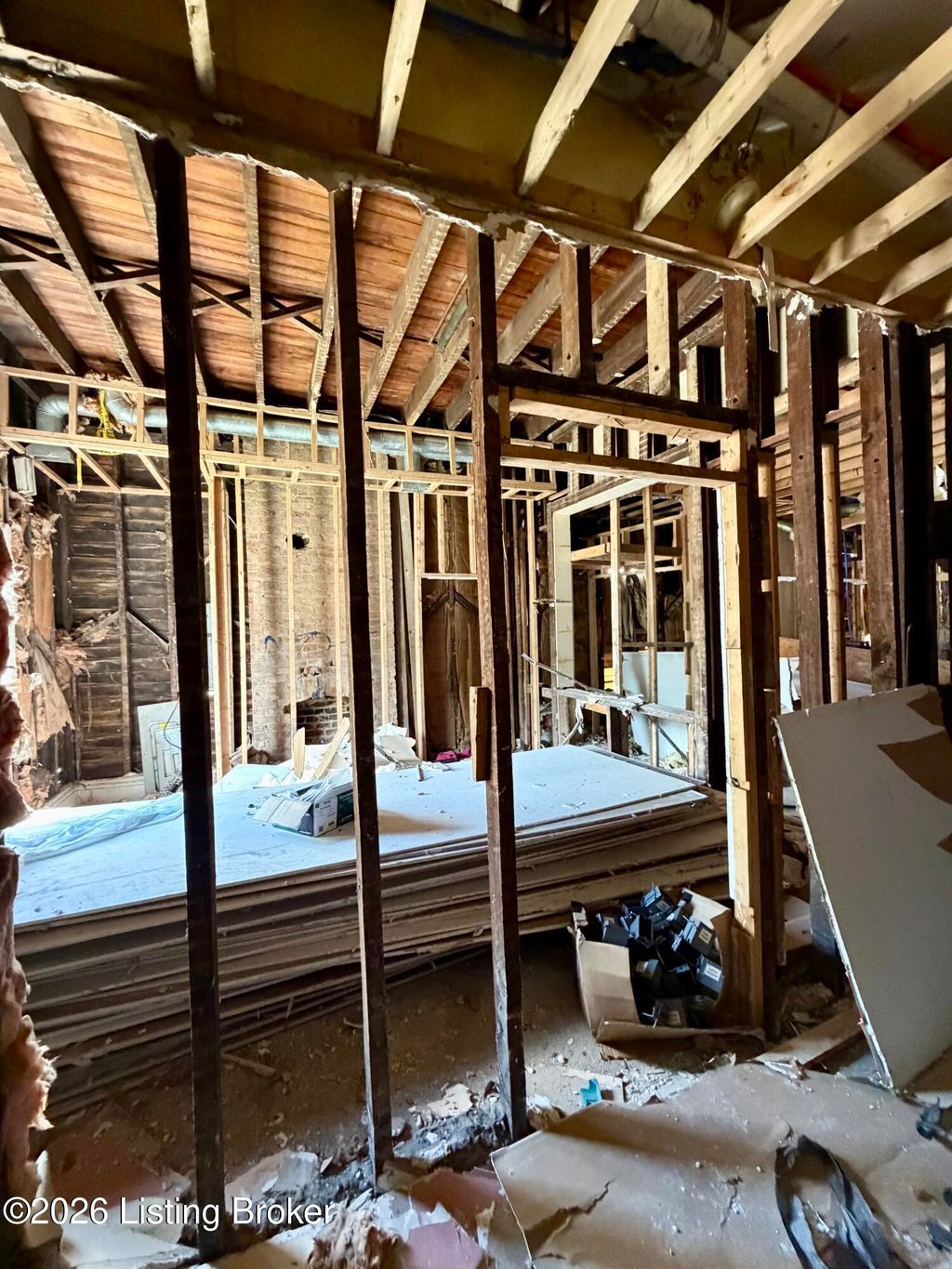 Photo of 2523 Saint Xavier St, Louisville, KY 40212 (MLS # 1715588)