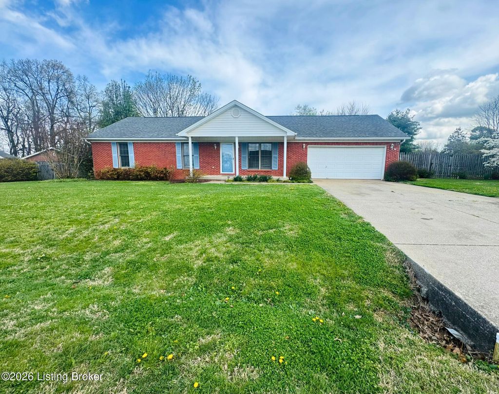 Photo of 2806 Oakwood Dr, Bardstown, KY 40004 (MLS # 1713602)